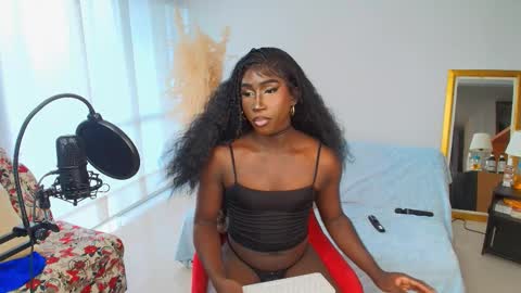 Iseey online show from September 12, 11:50 am