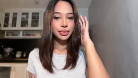 kirstenelsie online show from February 17, 1:35 am