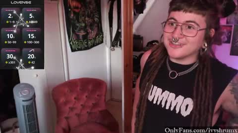 Ivy ShrumX online show from September 10, 1:48 am