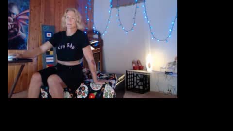 Jamie Bottoms online show from July 20, 3:47 pm
