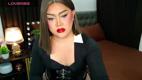 Jasmine Brandy online show from January 15, 1:48 am