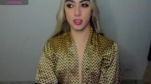  ashley   online show from February 25, 10:53 am