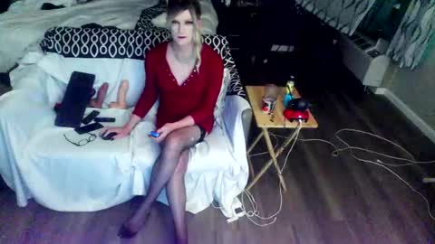 Jenna Cross online show from February 9, 4:08 am