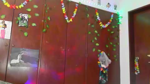 Jessica online show from February 3, 9:14 am