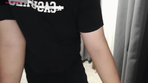 jesy_001 online show from October 29, 10:24 am