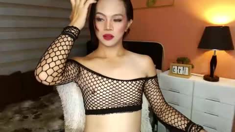JHENA online show from October 13, 7:14 pm