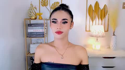 julie online show from December 11, 6:09 pm