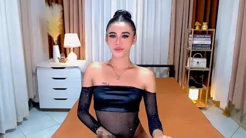 julie online show from January 3, 1:38 am