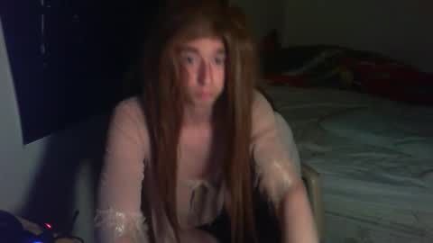 Snapshot of kaifemboy7836356 chatting on October 23, 4:27 am kaifemboy7836356 online show from October 23, 4:27 am