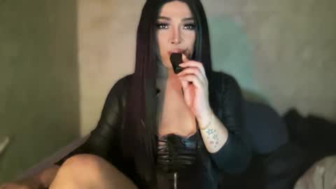 MARIA online show from December 8, 5:50 am