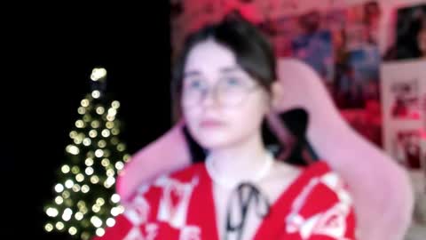 Lana online show from December 29, 3:03 pm