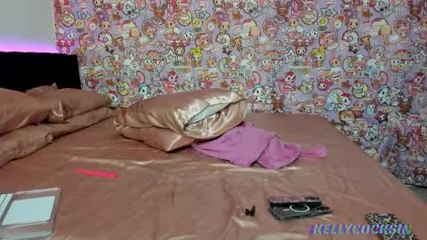 Kelly Cocksin online show from January 19, 5:27 am