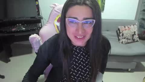 Khalifa Kasumi online show from February 9, 5:58 am