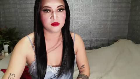 khimtemptress69 online show from July 7, 2:21 pm