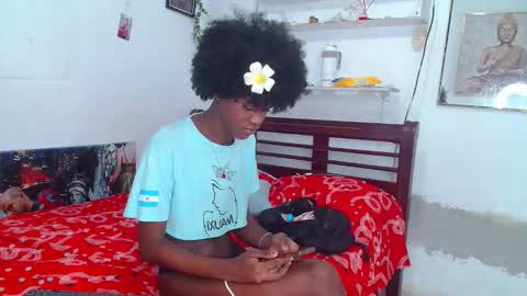 Snapshot of kiara_valentte_ chatting on October 23, 12:03 am kiara_valentte_ online show from October 23, 12:03 am