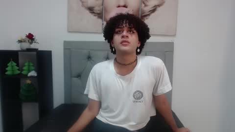 kim_lee4 online show from January 14, 12:56 pm