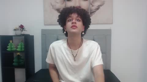 kim_lee4 online show from January 16, 1:14 pm