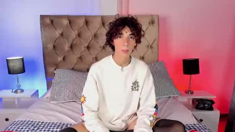 kore_22 online show from September 9, 9:13 pm