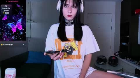 kristina online show from March 5, 5:13 pm