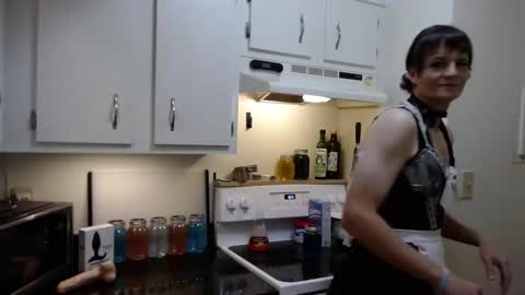 Cait online show from November 1, 1:25 am