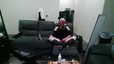 kulinky6969 online show from December 5, 4:37 am