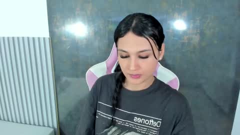 Lana online show from September 24, 8:15 pm