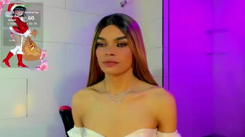 Lara Brunette  online show from December 17, 7:19 pm