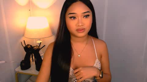 chloe3 online show from November 23, 6:43 pm