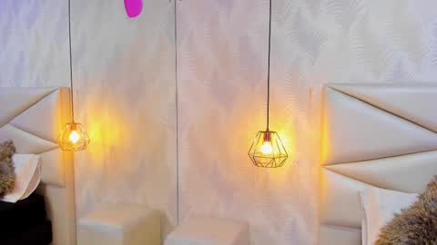 Laurent online show from December 3, 11:03 am