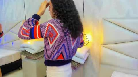 Laurent online show from December 4, 11:25 am