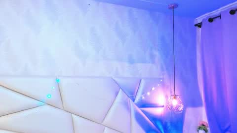 Laurent online show from January 9, 11:04 am