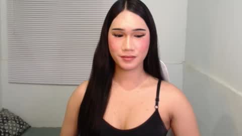 leighs_celine online show from March 3, 5:20 pm