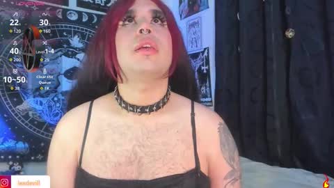 Snapshot of lexxxx_2 chatting on October 23, 1:20 am LEXXY online show from October 23, 1:20 am