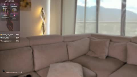 INSTA leylasteel model         online show from November 22, 8:00 pm