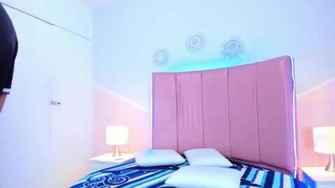 Liam smith online show from November 10, 2:07 pm