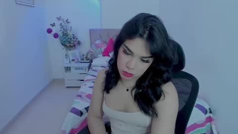   online show from March 11, 6:08 pm