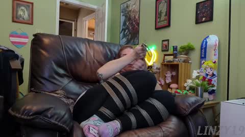 Linzy19 online show from January 14, 6:49 pm