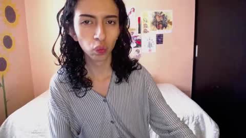 Snapshot of lio_rossue chatting on January 11, 6:33 pm Lio online show from January 11, 6:33 pm