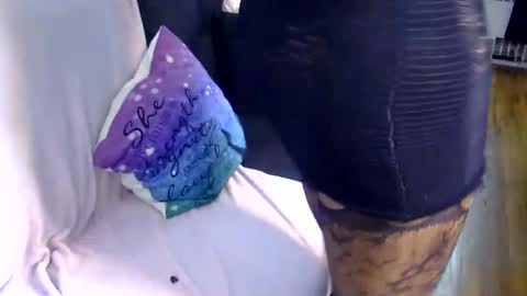 Transexual Elixir online show from September 24, 6:25 pm