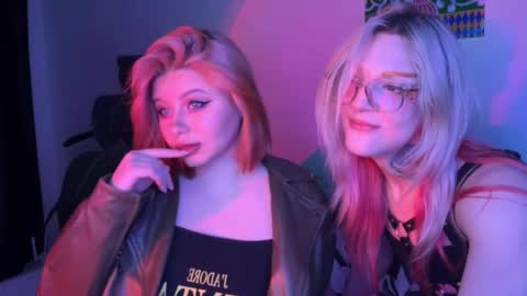 LORA online show from February 22, 3:36 pm