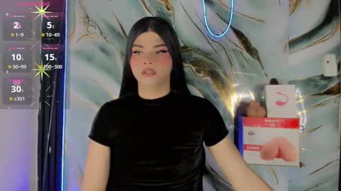 lorems_ online show from February 3, 11:15 am