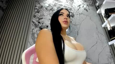 Doll Queen online show from February 2, 10:47 am