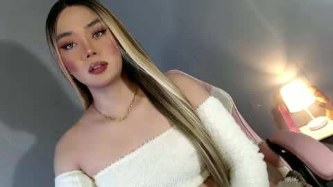 lovers moon22 online show from December 2, 9:34 pm