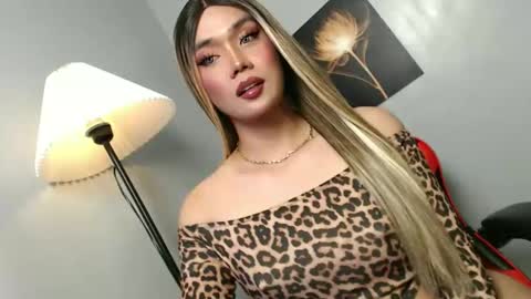 lovers moon22 online show from November 3, 12:26 pm