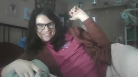 Luceatiel Queen of Spades online show from April 3, 6:12 am