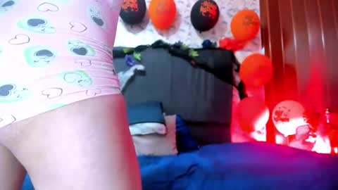 luciana_valentina online show from October 22, 3:08 am