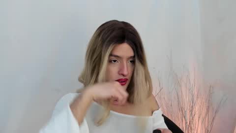 Luka Castillo online show from January 6, 7:39 pm