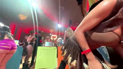 SHOWS ALL MONDAY WEDNESDAYFRIDAYSATURDAY  IN THE MORNING online show from January 16, 11:56 pm