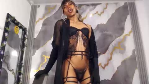 lussiana online show from June 8, 3:18 am