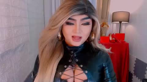 Sasha Blaire online show from September 15, 10:36 pm